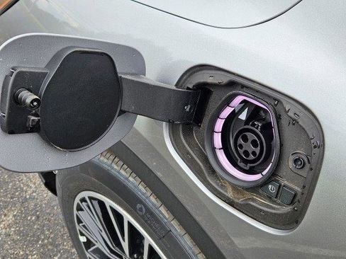 New 2024 Ford Escape SE image 11