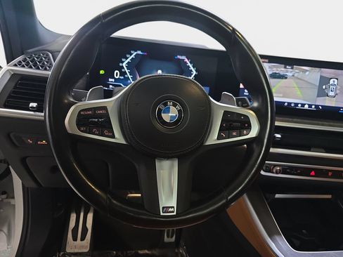 Used 2024 BMW X5 sDrive40i w/ M Sport Package RWD image 19