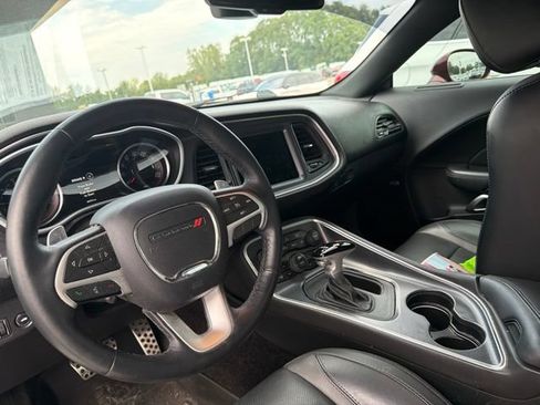 Used 2017 Dodge Challenger GT w/ Driver Convenience Group AWD/4WD image 9