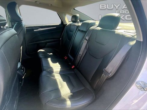 Used 2016 Ford Fusion Titanium FWD image 20