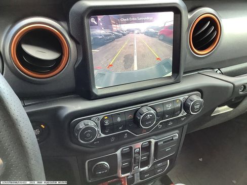 Used 2021 Jeep Gladiator Mojave image 8