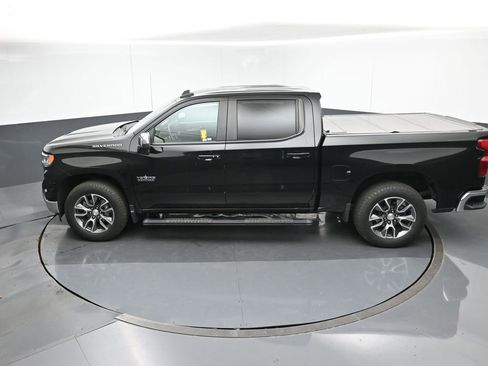 Used 2022 Chevrolet Silverado 1500 LT w/ Safety Package image 44
