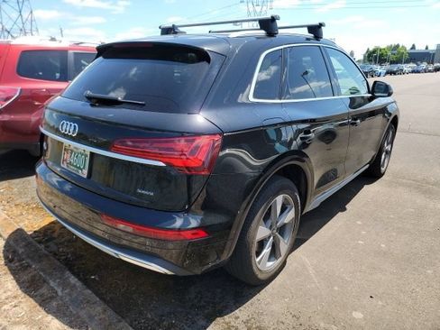 Used 2023 Audi Q5 2.0T Premium Plus w/ Premium Plus Package AWD/4WD image 2