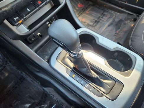 Used 2022 Chevrolet Colorado LT w/ Fleet Safety Package image 20