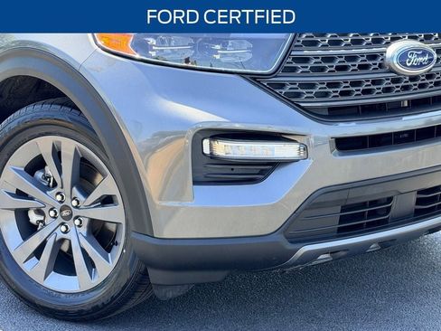Certified 2023 Ford Explorer XLT w/ Equipment Group 202A RWD image 3