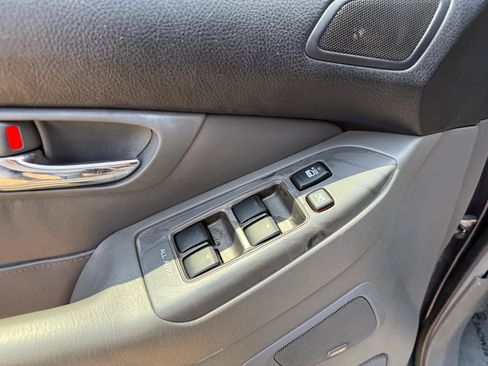 Used 2004 Lexus GX 470 AWD/4WD image 16
