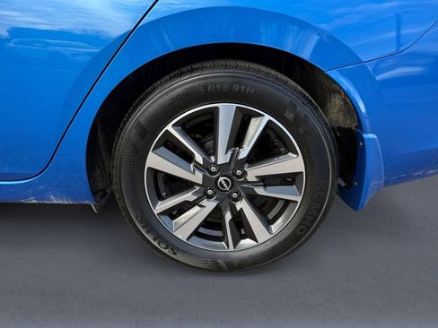 Used 2024 Nissan Versa S w/ S Plus Package image 14