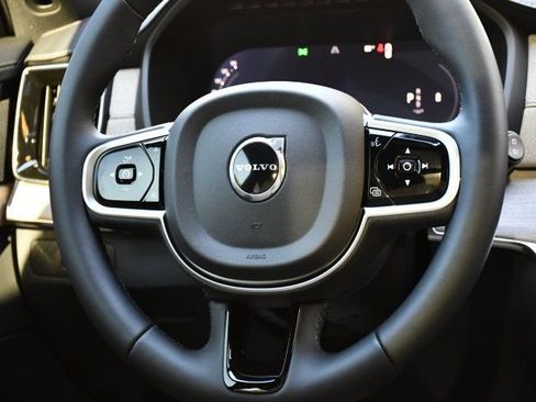 New 2026 Volvo XC90 B6 Plus w/ Protection Package Premier AWD/4WD image 21