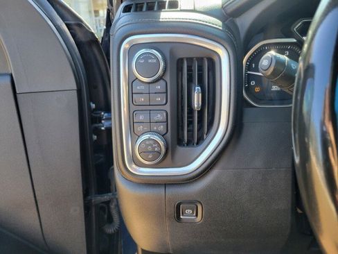Used 2023 GMC Sierra 3500 Denali image 18
