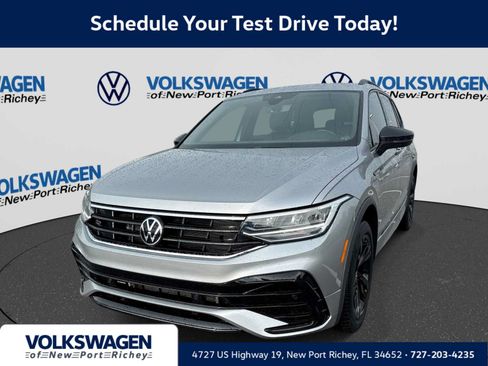 Used 2023 Volkswagen Tiguan SE R-Line FWD image 1