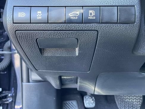 Used 2022 Toyota Camry SE FWD image 26