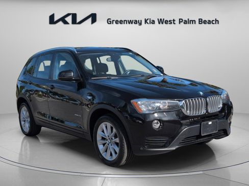 Used 2017 BMW X3 xDrive28i image 2
