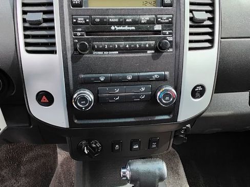 Used 2012 Nissan Xterra PRO-4X w/ Pro-4x Leather Pkg image 12
