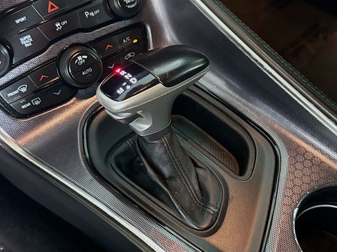 Used 2016 Dodge Challenger R/T Scat Pack w/ Leather Interior Group image 20