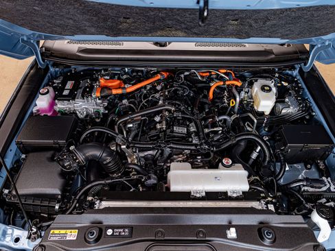 Used 2025 Toyota Land Cruiser w/ Premium Package image 31