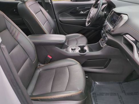 Used 2022 GMC Terrain AT4 w/ Tech Package image 25