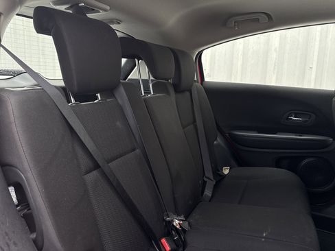 Used 2017 Honda HR-V LX image 31
