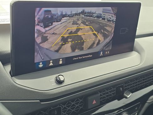 Used 2025 Honda Accord Sport image 14