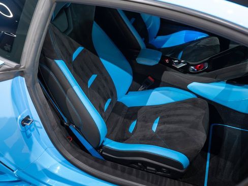 Used 2023 Lamborghini Huracan Tecnica RWD image 33