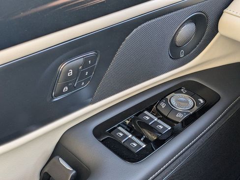 New 2025 Lincoln Nautilus Reserve AWD/4WD image 22