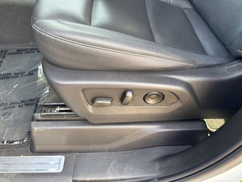 Used 2025 GMC Sierra 1500 SLT image 26