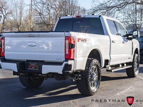 Used 2024 Ford F250 Lariat w/ Sport Appearance Package image 23