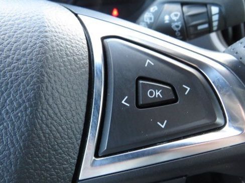 Certified 2022 Ford Edge ST-Line image 22