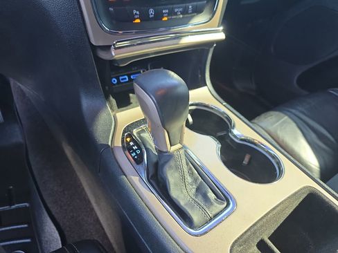 Used 2017 Jeep Grand Cherokee Limited w/ Trailer Tow Group IV image 26