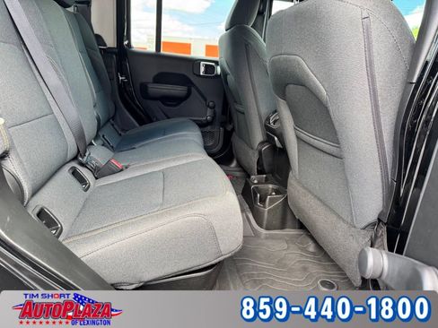 Used 2024 Jeep Gladiator Sport AWD/4WD image 37