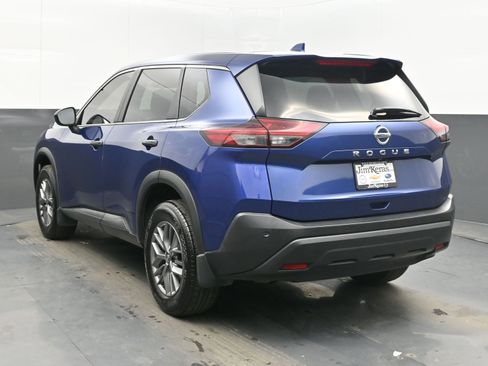 Used 2021 Nissan Rogue S image 6