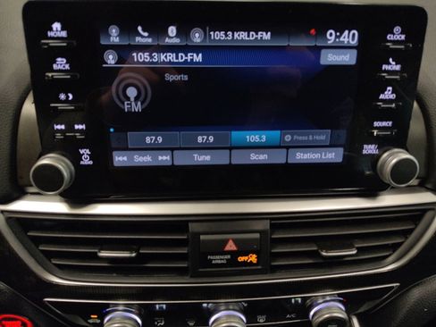 Used 2022 Honda Accord Sport image 25