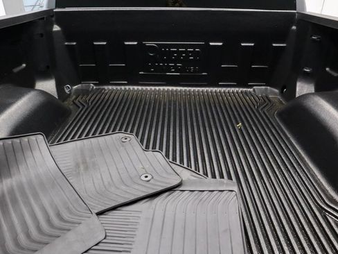 Used 2025 Chevrolet Silverado 1500 LT AWD/4WD image 15