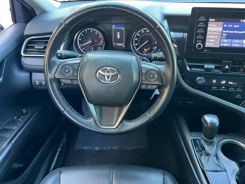 Used 2021 Toyota Camry SE image 15