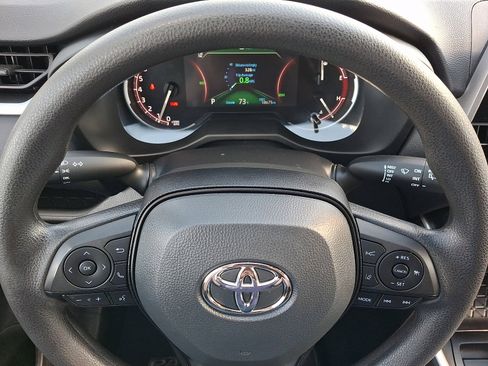 Used 2023 Toyota RAV4 LE AWD/4WD image 21