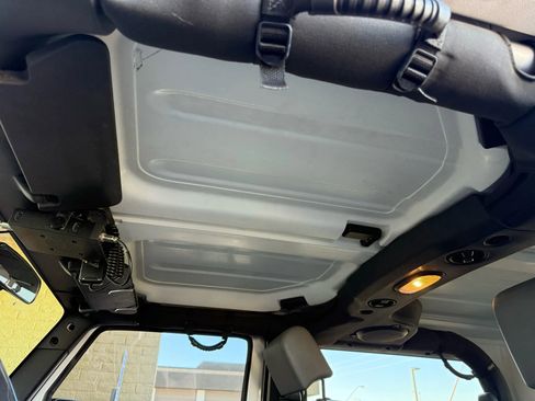 Used 2009 Jeep Wrangler X image 37