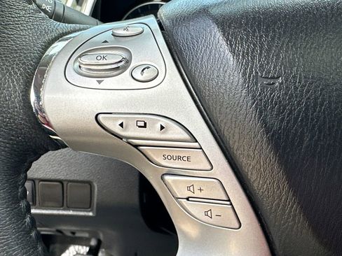 Used 2016 Nissan Murano SL w/ SL Technology Package FWD image 13