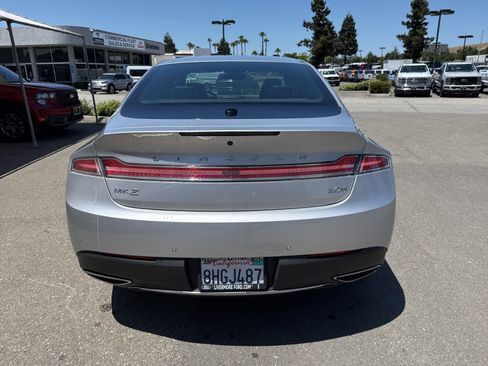 Used 2018 Lincoln MKZ Reserve w/ Technology Package FWD image 4