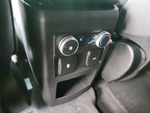 Used 2020 Ford Explorer XLT w/ Equipment Group 202A image 28