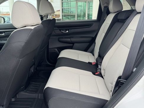 Certified 2025 Honda CR-V EX image 11