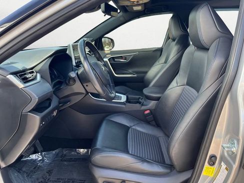 Used 2020 Toyota RAV4 XSE w/ All Weather Liner Package AWD/4WD image 9