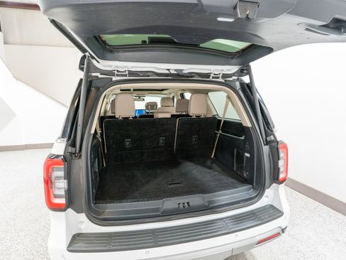 Used 2024 Ford Expedition Max Limited RWD image 36
