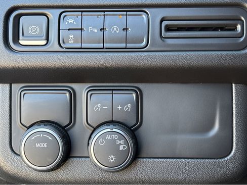 Used 2023 Chevrolet Tahoe LT image 10