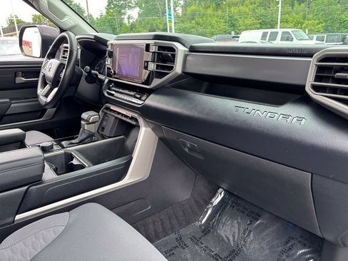 Used 2024 Toyota Tundra SR5 AWD/4WD image 38