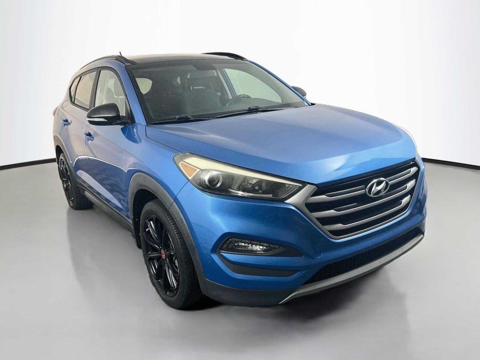 Used 2017 Hyundai Tucson Night FWD image 1