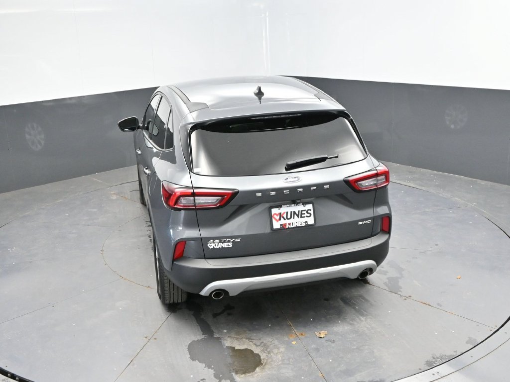 Used 2025 Ford Escape Active AWD/4WD image 27