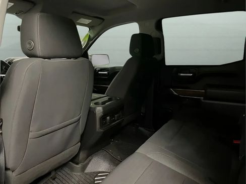Used 2021 Chevrolet Silverado 1500 LT Trail Boss w/ Convenience Package II AWD/4WD image 12