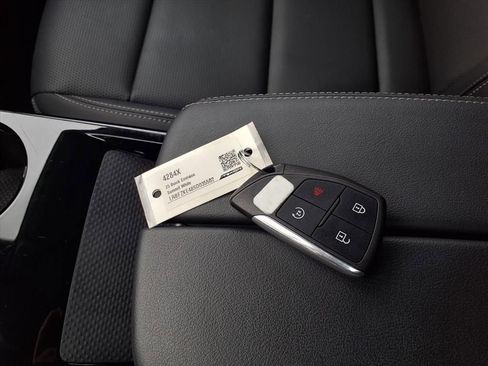 Certified 2025 Buick Envision Preferred image 12