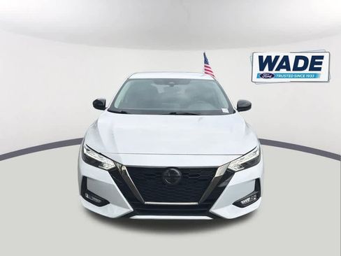 Used 2021 Nissan Sentra SR FWD image 2