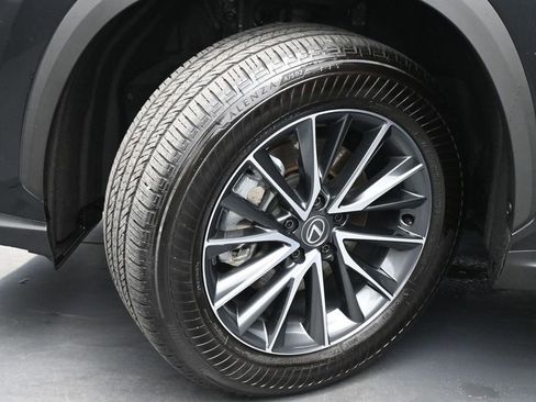 Used 2025 Lexus NX 250 FWD w/ Towing Package (2000 Lbs) image 20