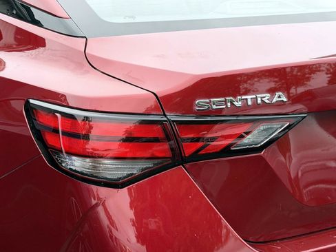 Used 2023 Nissan Sentra SV FWD image 10